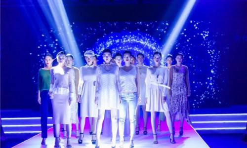 乘科技与智造东风 引毛织服装趋势潮流  "富力·环贸港"2020-2021中国（大朗）毛织服装流行趋势动态发布