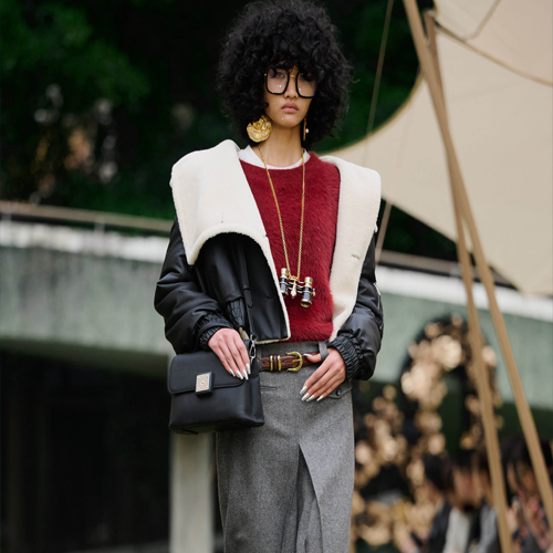 2023厦门国际时尚周携手MASHAMA2023秋冬成衣系列谱写艺术新篇