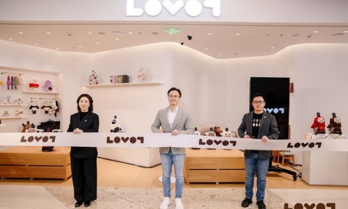 AI陪伴机器人品牌LOVOT上海ifc商场店盛大开业 深化高端战略布局，中国市场再落一子