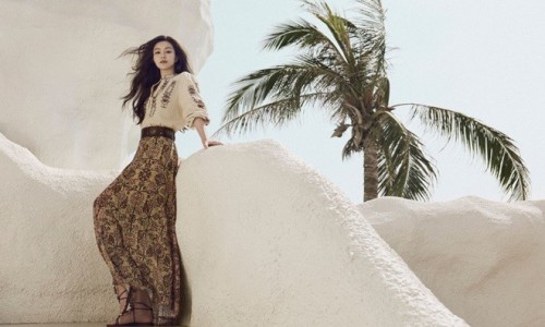 ba&sh诚邀文咏珊演绎 2026 春夏「Lost in Paradise」系列