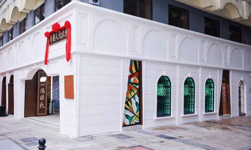 屈臣氏计划改造 1500 家门店：逆势布局折射什么行业新启示？